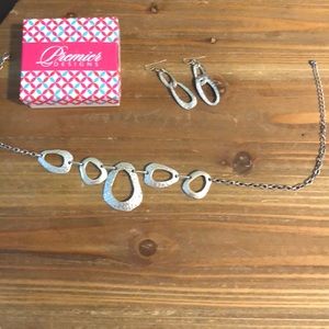 Necklace and Earrings Set